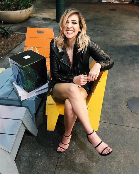 Gabbie’s feet are perfection : r/GabbieHannaWorship